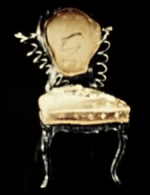 לחץ/י על התמונה לקניית "שניים-עשר כסאות" ספר אלקטרוני בעברית